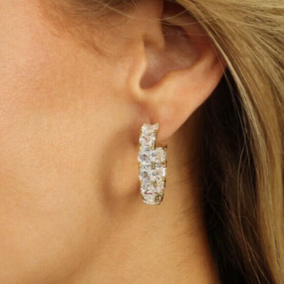 Melinda Maria The Queen's Hoops 1" Earrings - Picture 3 of 4